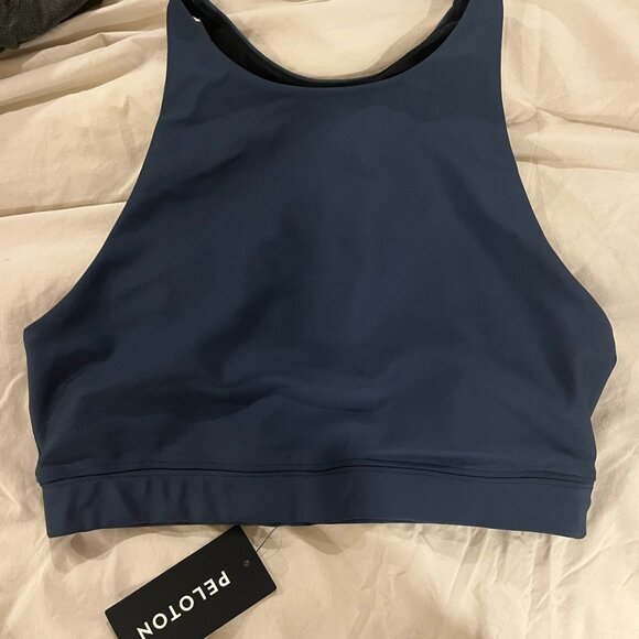 NWT Peleton high neck sports bra - Picture 3 of 3